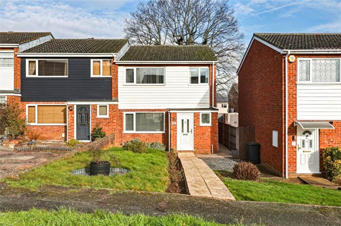 3 Bedroom End Of Terrace House For Sale In Dove Walk, Flitwick, Bedfordshire, MK45