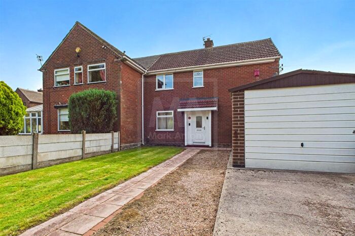 3 Bedroom Semi-detached House For Sale In Dale Lane, Appleton, Warrington, WA4