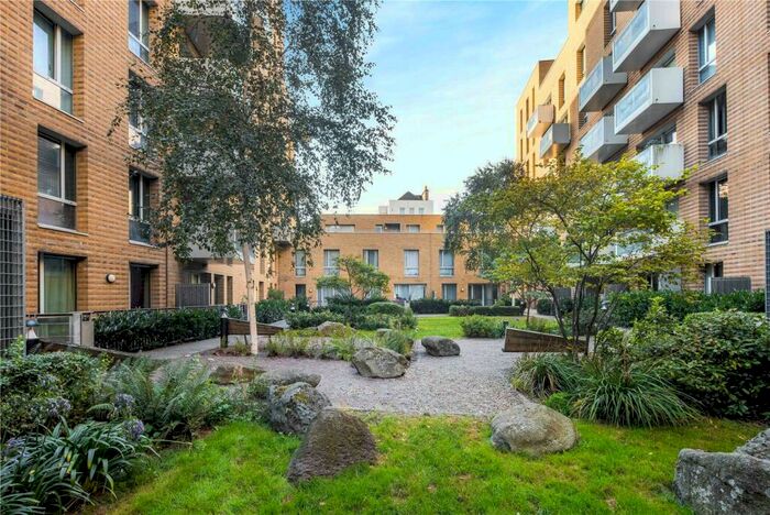 1 Bedroom Flat To Rent In Devons Road, Bow, London, E3