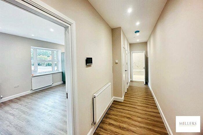 1 Bedroom Flat To Rent In Kestrel House, Bakers Lane, Epping, CM16