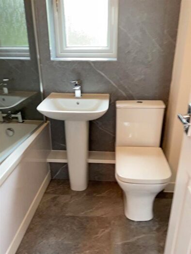 2 Bedroom Flat To Rent In Cartington Terrace, Heaton, NE6