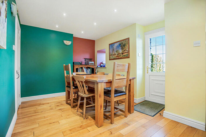 4 Bedroom Detached House For Sale In Hale Bank Cottage, Hale, LA7