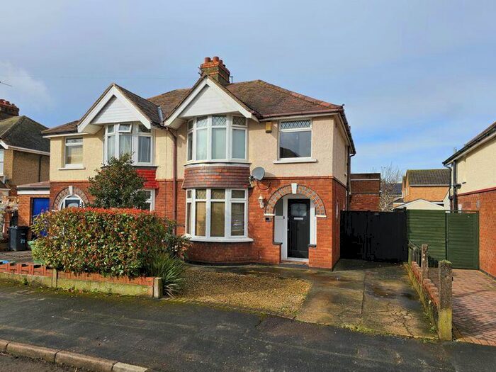 3 Bedroom Semi-Detached House To Rent In Grasmere Road, Gloucester, GL2