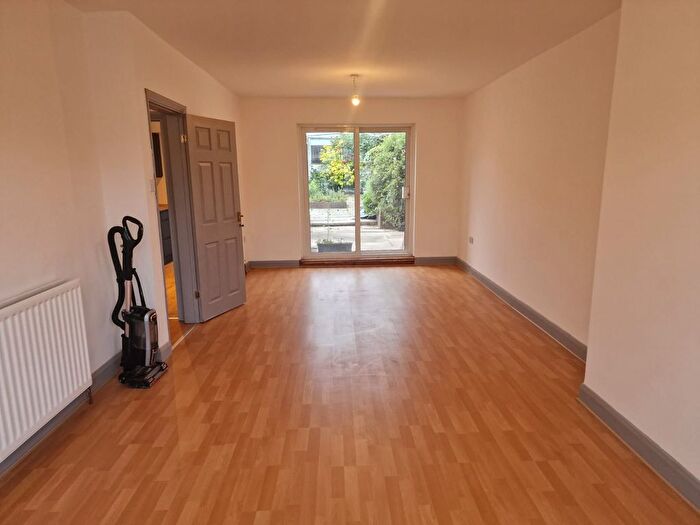 3 Bedroom Terraced House To Rent In Redesdale Avenue, Coventry, CV6