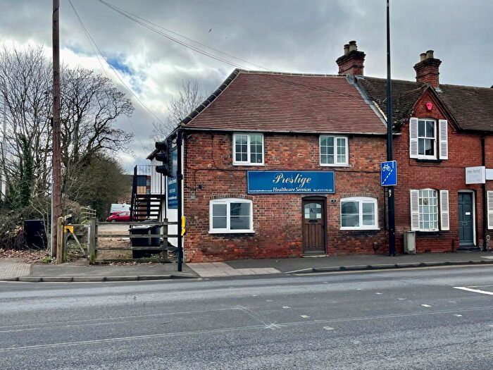 Flat To Rent In Chapel Street, Thatcham, Berkshire, RG18