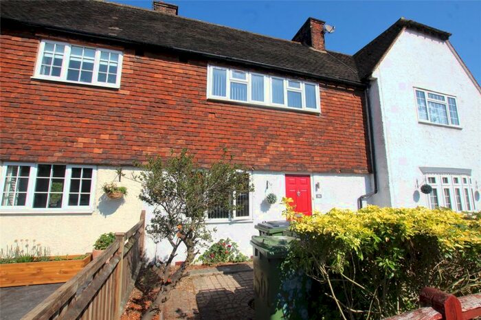 3 Bedroom House To Rent In Rochester Way, London, SE9