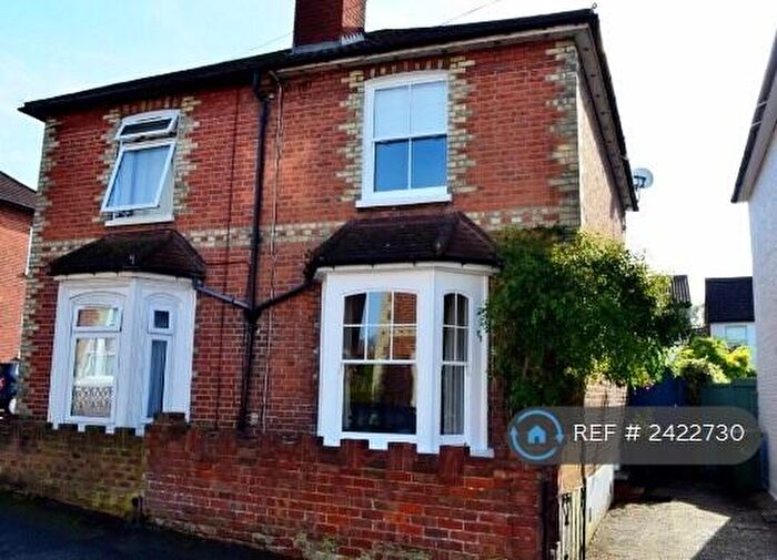 3 Bedroom Semi-Detached House To Rent In Queens Road, Guildford, GU1