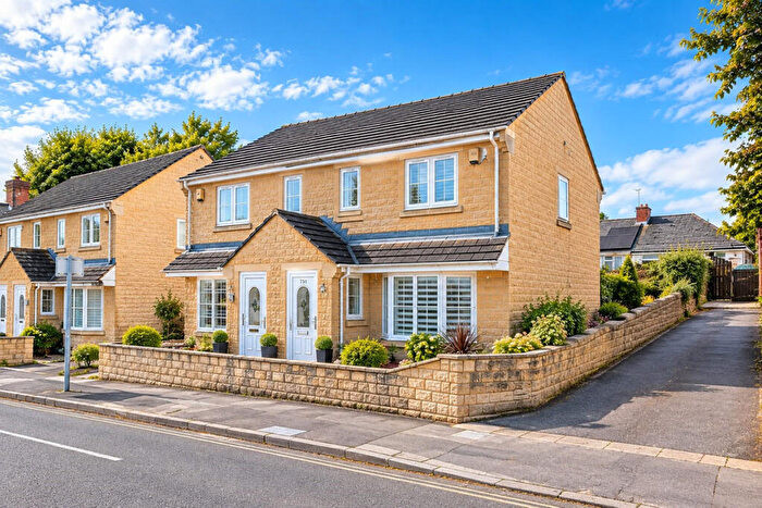 3 Bedroom Semi-Detached House For Sale In Chesterfield Road North, Mansfield, NG19