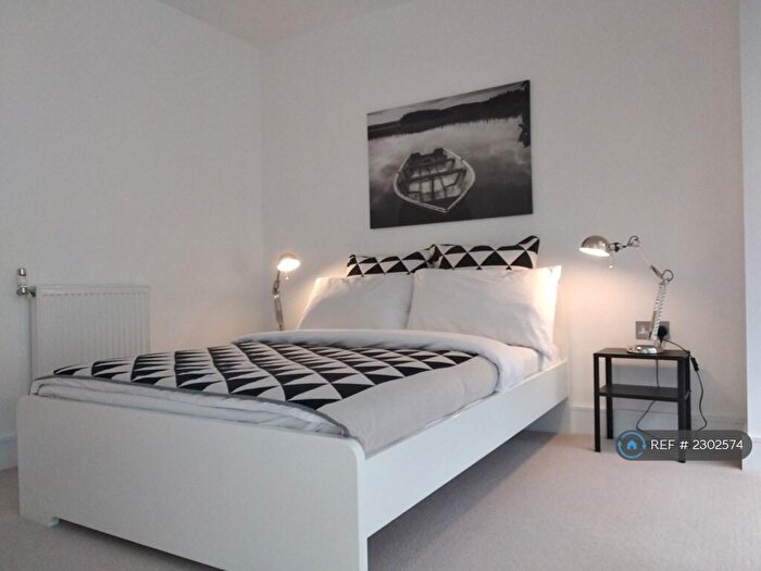 1 Bedroom Flat To Rent In Grove Place, London, SE9