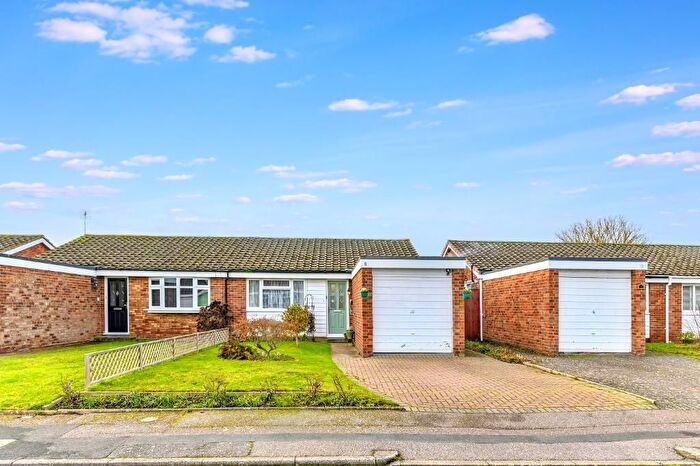 2 Bedroom Semi Detached Bungalow For Sale In Lydford Close, Bedford, MK40