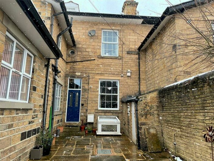 2 Bedroom Flat To Rent In Springfield, Park Road, Bingley, West Yorkshire, BD16