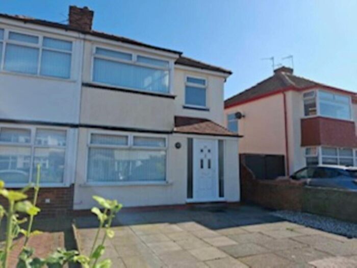 3 Bedroom Semi-Detached House To Rent In Longacre, Churchtown, PR9