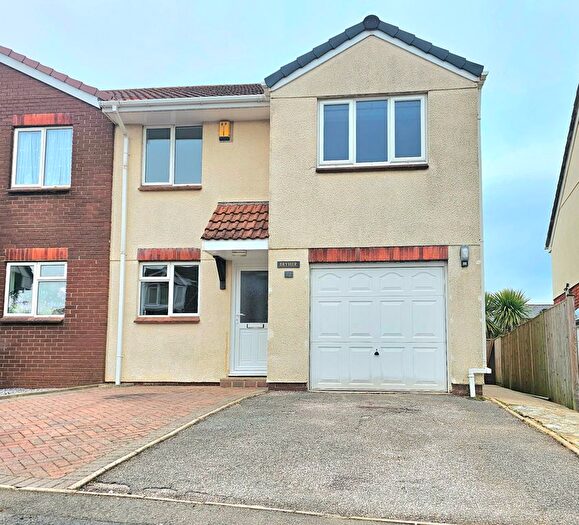 3 Bedroom Property To Rent In Treesdale Close, Paignton, TQ3