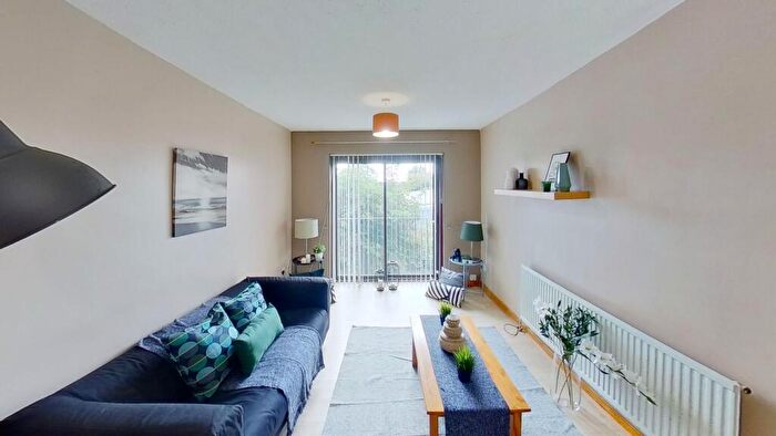 2 Bedroom Property To Rent In Park Road, Nottingham, Nottinghamshire, NG7