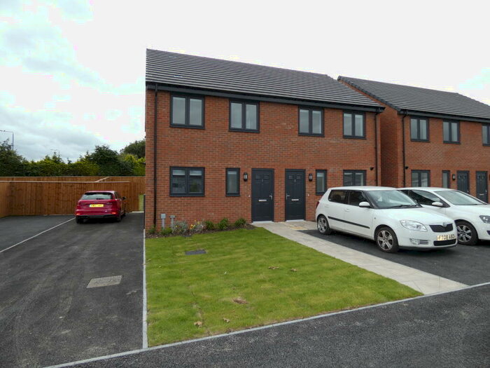 3 Bedroom Semi-Detached House To Rent In Encore Road, Clay Cross, S45