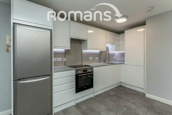 1 Bedroom Apartment To Rent In Fairway Heights, Camberley, GU15