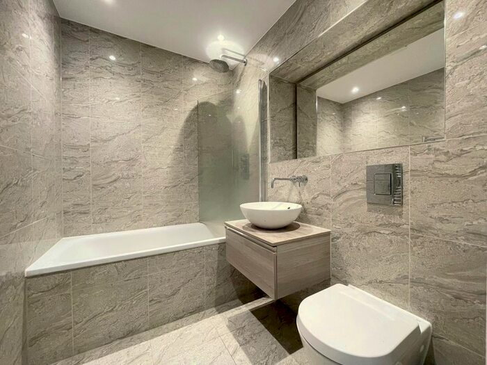 2 Bedroom Flat To Rent In Everard Close, St. Albans, AL1