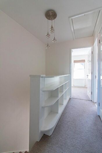 3 Bedroom Semi-Detached House To Rent In Furze Close, Redhill, RH1