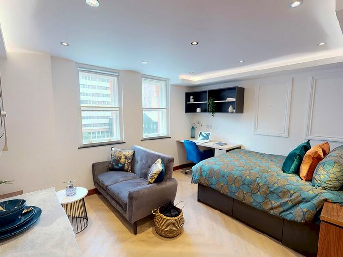 Studio To Rent In Minshull Street, Manchester, M1