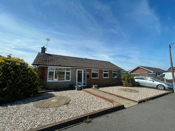 3 Bedroom Property To Rent In Queens Drive, Nottingham, NG16