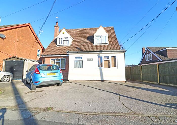 3 Bedroom Detached House To Rent In Maldon Road, Hatfield Peveral, CM3