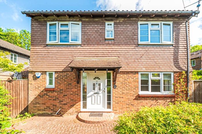 4 Bedroom House To Rent In Kingfisher Close Wheathampstead, AL4