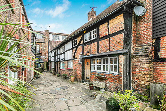 2 Bedroom Terraced House For Sale In Market Square, Horsham, RH12