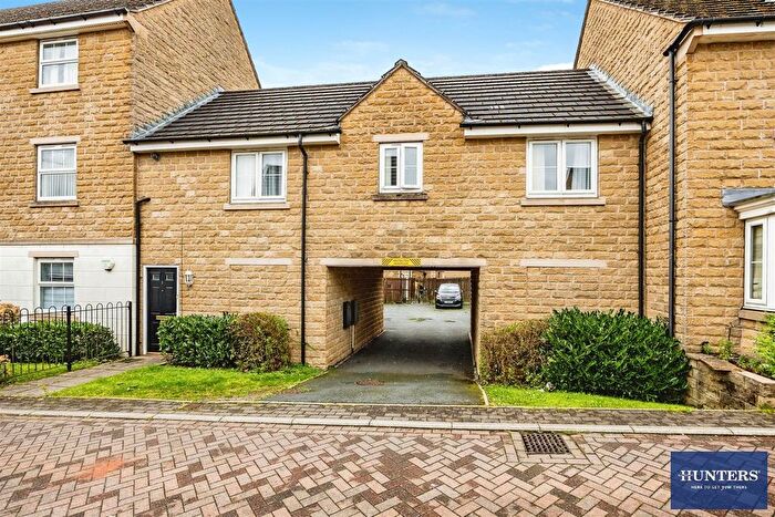 2 Bedroom Property For Sale In Worsted Close Halifax, HX1