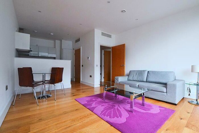 1 Bedroom Flat To Rent In Melrose Apartments, Winchester Road, Swiss Cottage, London, NW3