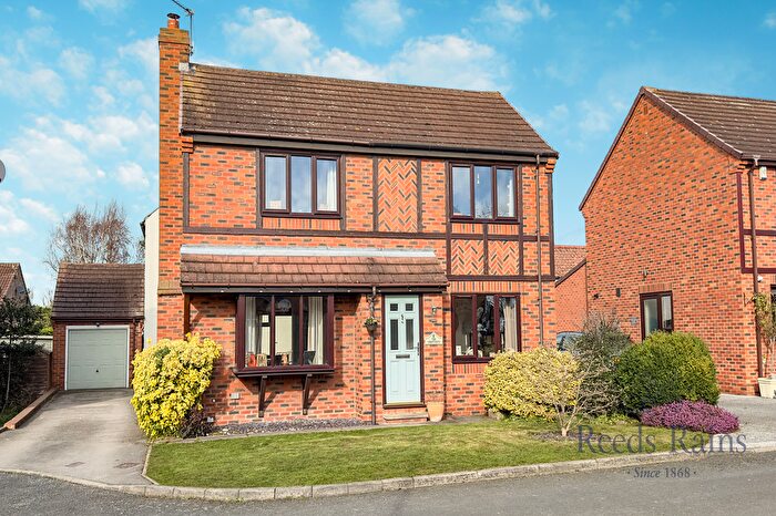 3 Bedroom Detached House For Sale In The Chestnuts, Hensall, Goole, North Yorkshire, DN14