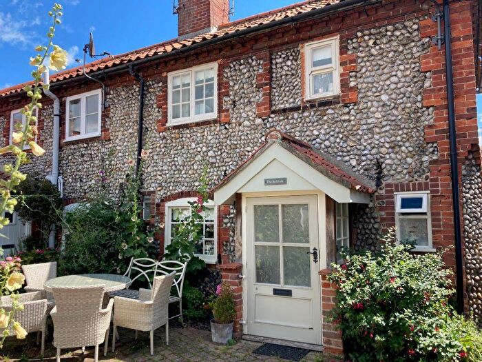 1 Bedroom House To Rent In Short Term Rental In Holt, Norfolk, NR25