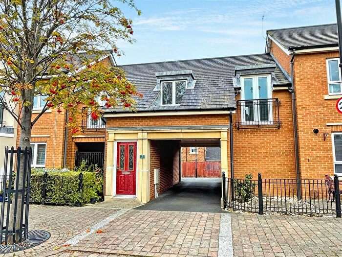 2 Bedroom Flat For Sale In Greenside Drift, South Shields, NE33