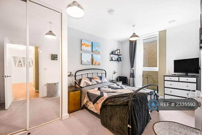 2 Bedroom Flat To Rent In Amelia Street, Elephant & Castle, SE17