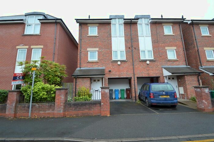 4 Bedroom Property To Rent In Yew Street, Hulme, Manchester, M15