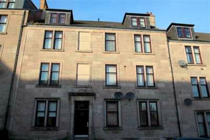 1 Bedroom Flat To Rent In Kelly Street, Greenock, PA16