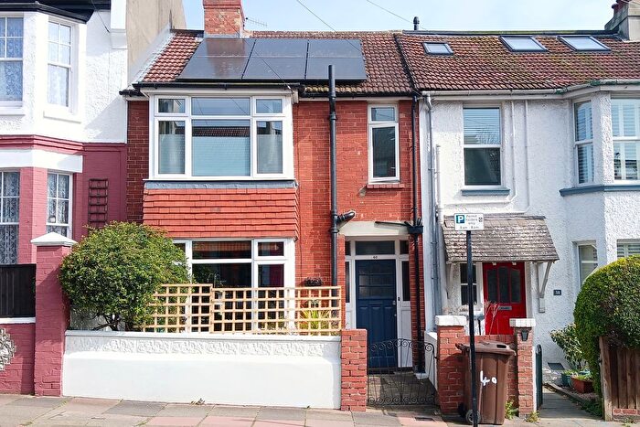 3 Bedroom Terraced House For Sale In Hollingbury Road, Brighton, BN1