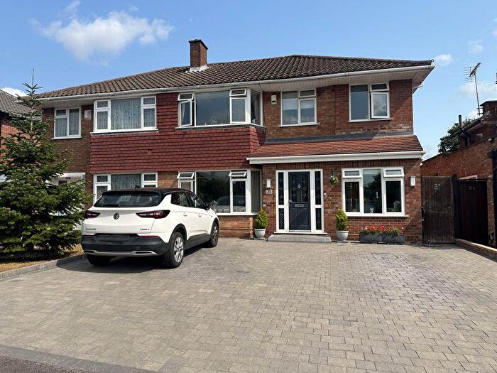 4 Bedroom Semi-Detached House For Sale In Torrington Drive, Potters Bar, EN6