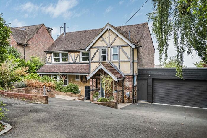 4 Bedroom Detached House For Sale In Upper Icknield Way, Aston Clinton, Aylesbury, HP22