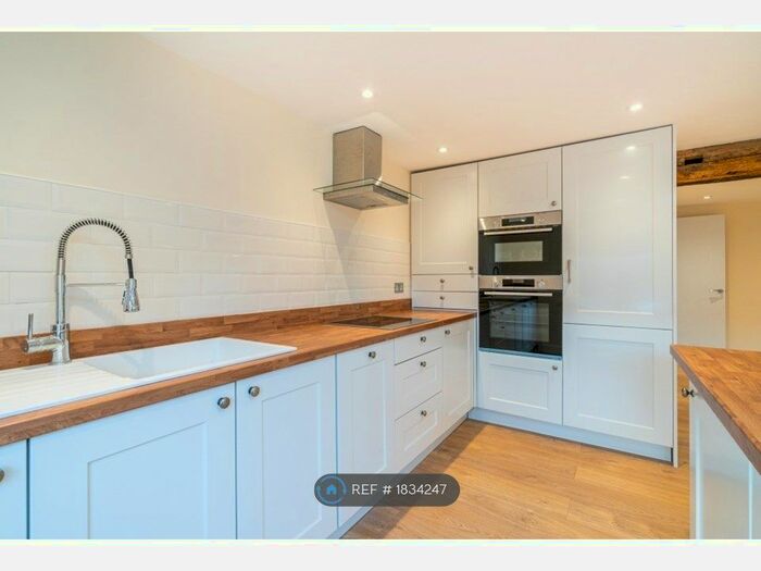 2 Bedroom Semi-Detached House To Rent In Court House, Lane End, High Wycombe, HP14