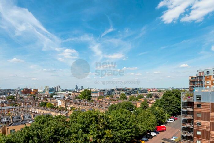 2 Bedroom Flat To Rent In Seren Park Gardens, Greenwich, SE3