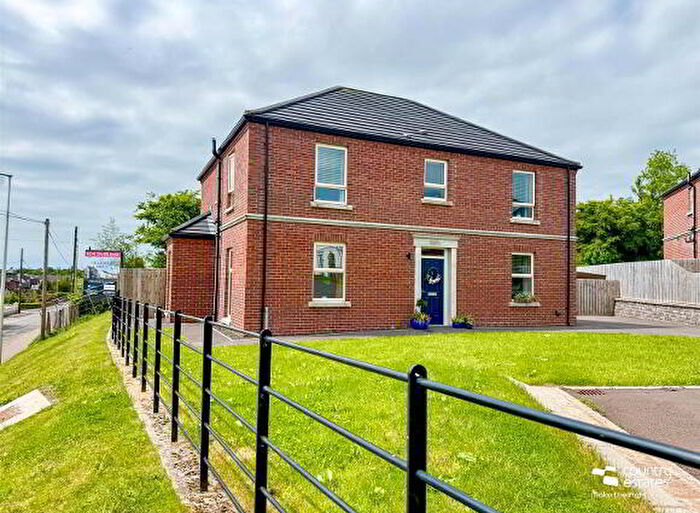 4 Bedroom Detached House For Sale In Craighill Manor, Ballyclare, BT39