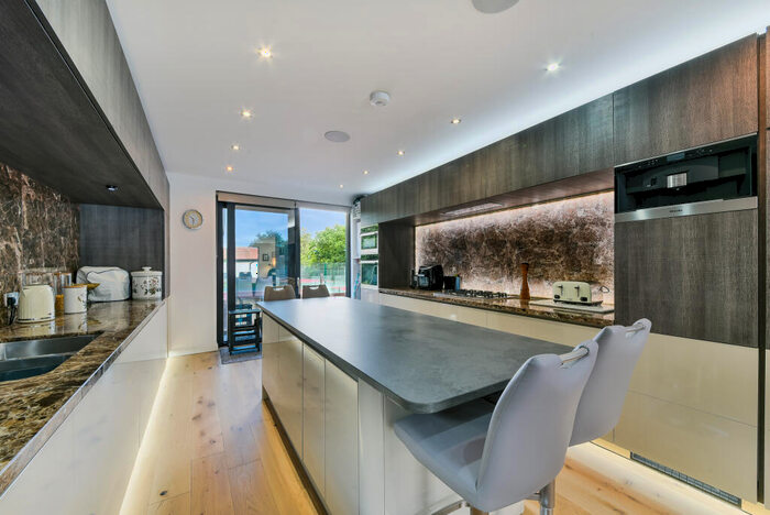 3 Bedroom Duplex For Sale In Eden Lodges, Manor Road, Chigwell, Essex, IG7