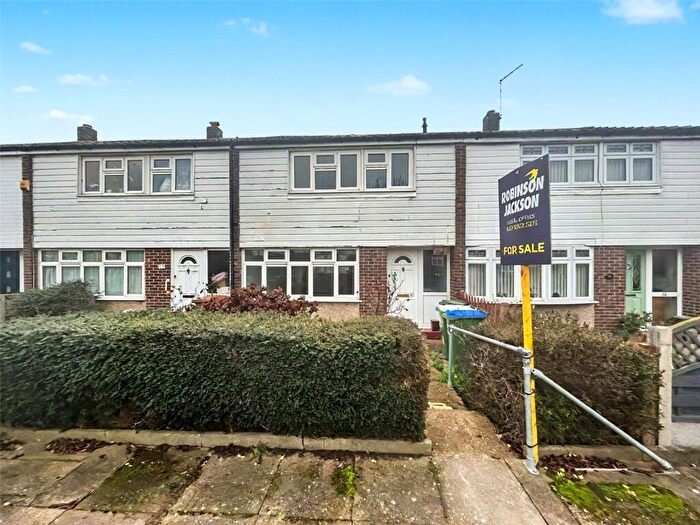 3 Bedroom Terraced House For Sale In Beal Close, Welling, Kent, DA16