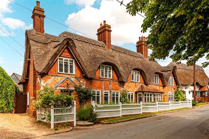 6 Bedroom Detached House For Sale In Main Street, Adstock, Buckingham, Buckinghamshire, MK18