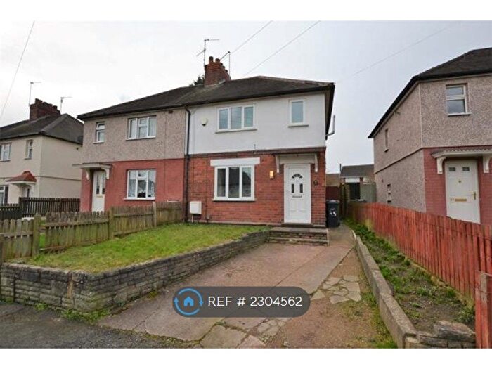 3 Bedroom Semi-Detached House To Rent In Wilson Road, Brierley Hill, DY5