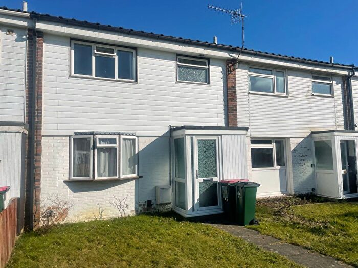 3 Bedroom Terraced House To Rent In Colwyn Close, Bewbush, Crawley, RH11
