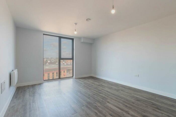 1 Bedroom Apartment To Rent In The Forge, Bradford Street, B12