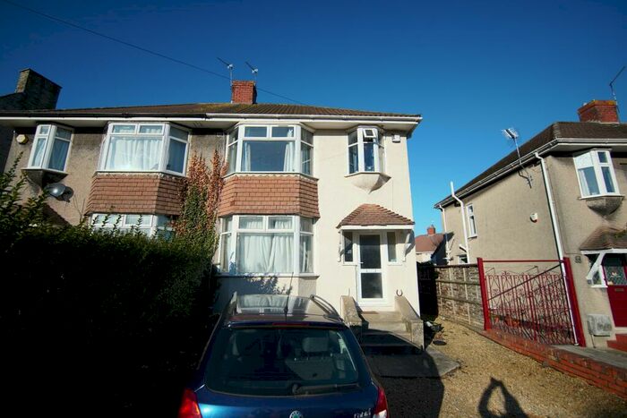 5 Bedroom Semi-Detached House To Rent In Conygre Road, Filton, Bristol, BS34