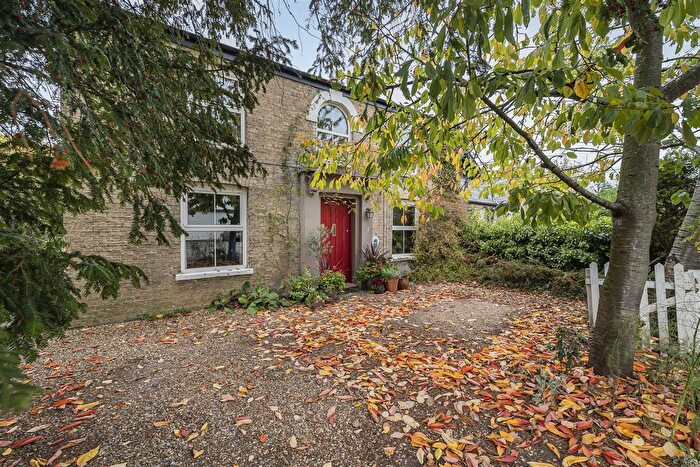5 Bedroom Semi-Detached House For Sale In Cambridge Road, Waterbeach, Cambridge, CB25
