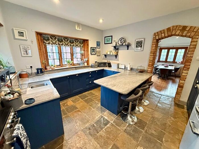 3 Bedroom Cottage For Sale In Church Cottage, Mentmore, LU7